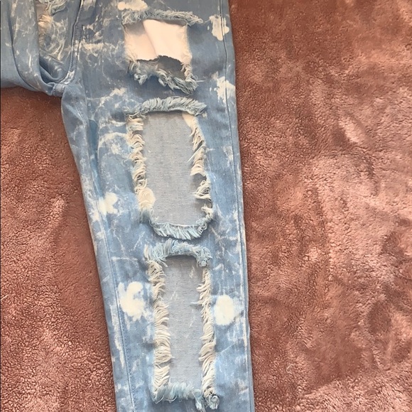 Jeans - Picture 3 of 4